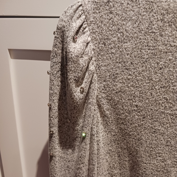 New Rhinestone Puff Sleeve Sweater - Picture 6 of 8